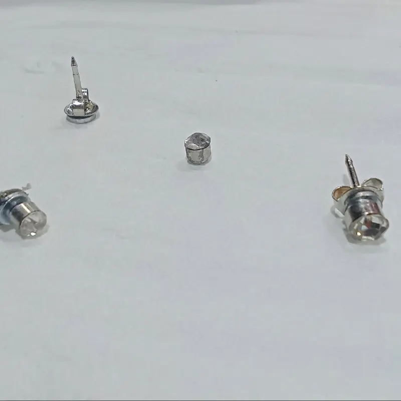 1biji anting tindik magnet tindik palsu seperti asli 1