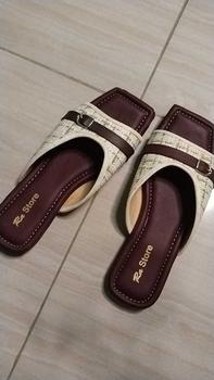 Product Review of Sandal Wanita Terbaru Kekinian 2025 Empuk Gaya Korean Style Viral from c**s 0