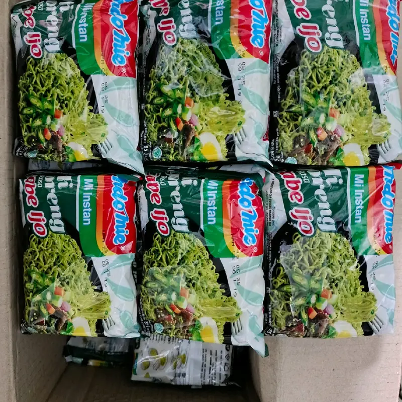 Mi goreng cabe ijo Mie Instan 10 pcs 0