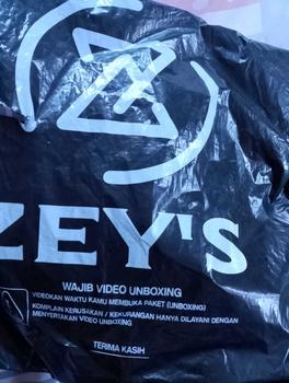 Product Review of Jaket Parasut Pria Wanita Jaket Windbreaker Taslan Waterproof Premium Unisex Keren Nyaman Outdoor Distro from k**a 3