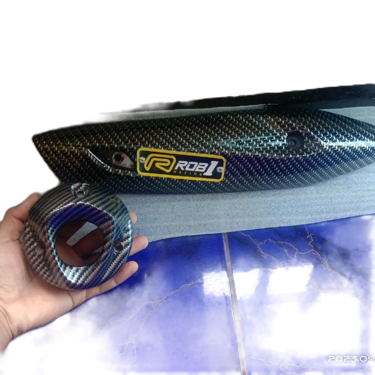 Cover Tameng Knalpot ROB1 Carbon Tutup Moncong Endcup Knalpot ROB1 Standar Racing Aksesoris Motorcycle Karbon