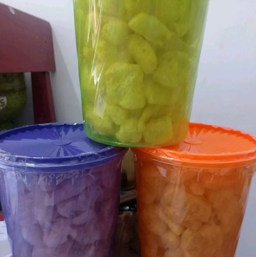 krupuk kulit sapi toples 4L dapat  3 Varian   rasa gurih asin, gurih pedas, gurih pedas daun jeruk Food Snacks