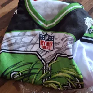 Setelan Jersey Anak Roblox Boy 28 Premium Fullprint | Baju Setelan Anak Roblox Laki-Laki Merah Hitam Dryfit | Jersey Roblox Boy Anak Fullprint 28 Kualitas Premium | Baju Setelan Roblox Merah Hitam 28 Terlaris 2025