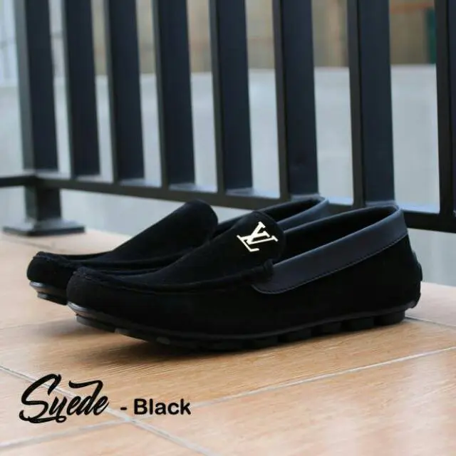Sepatu Casual Pria   Sepatu Slop Pria   Sepatu LV Pria   Sepatu Slip On Pria