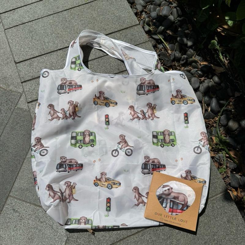 Exclusive Designer Recycle Shopping Bag - Iconic Otter 'Otters in Town' Series - Perfect for Grocery Shopping and Daily Errands 6