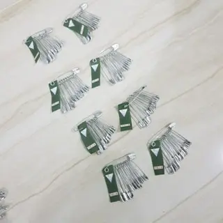 Peniti / Cemiti Swan Stainless (Harga Per Pcs)
