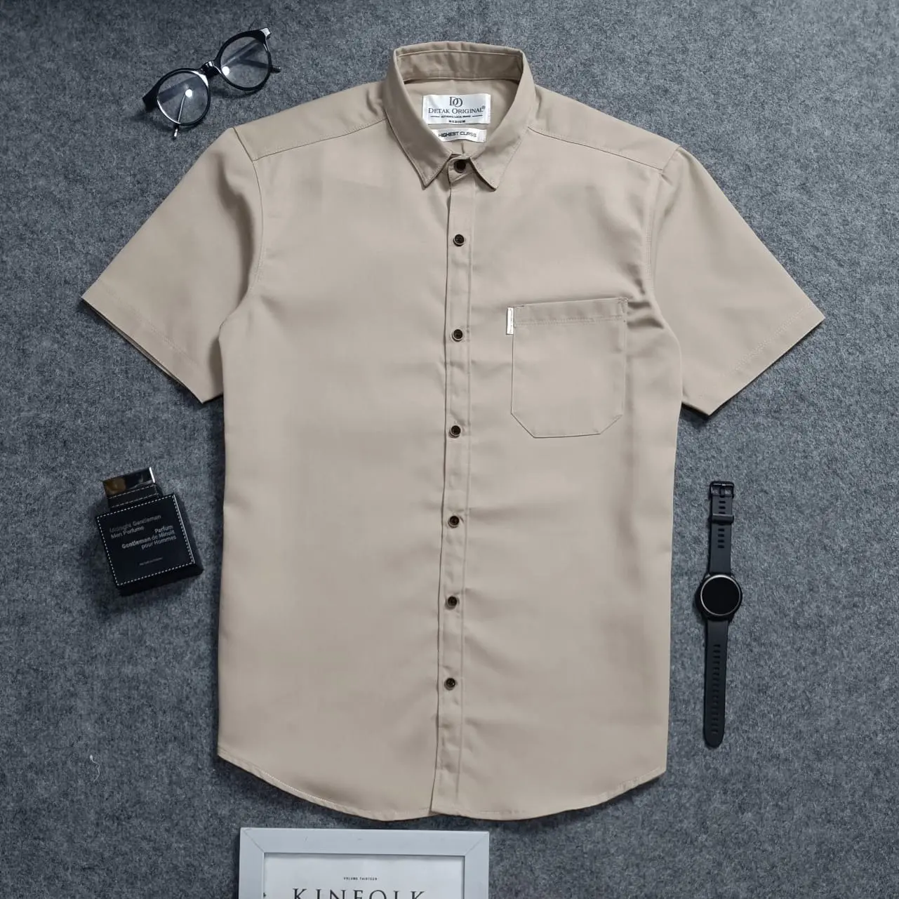 Kemeja Pria Slimfit Lengan Pendek [KHAKI] Katun Twill Premium Casual/Formal Basic Kantor Distro by Gudangkemejaid