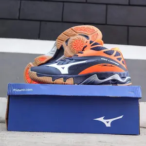 Sepatu Voli Mizuno MIZUNO WAVE HURRICANE