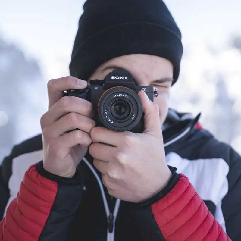 Samyang Lensa Kamera AF 45mm F1.8 FE Compatible for sony FE
