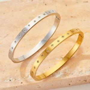 Titanium Steel Roman Numeral Bracelet Buckle Closure Non Fading Luxury Wristband Instagrammable Jewelry