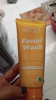 Product Review of SALSA Facial Wash / Pembersih wajah Gentle & Mild from M**y N**h 0