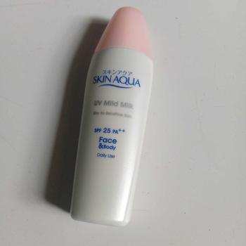 Product Review of SKINAQUA Sunscreen Whitening Milk Moisture Gel Mild Sunblock Mencerahkan Skin Aqua from d**a 0