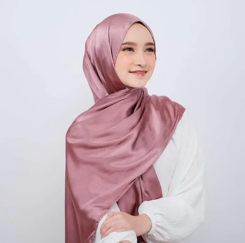 JACE-PASHMINA SILK CRADENZA Credenza Polos Premium Malay Silk Texture Shawl Rayya Satin Glossy Cardenza Jahit Tepi 4