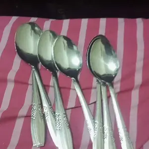 (DAPAT 60BIJI SENDOK) SENDOK MAKAN STENLES POLOS 5PAK ISI 60BIJI SENDOK Dapur Simple