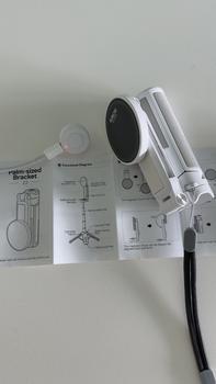 Product Review of 3-in-1 Magnetic Phone Grip，Magsafe phoneholder，Wonew Palm-Size Selfie Stick/Tripod，travel selfie portable，with Bluetooth remote， from S**n 0