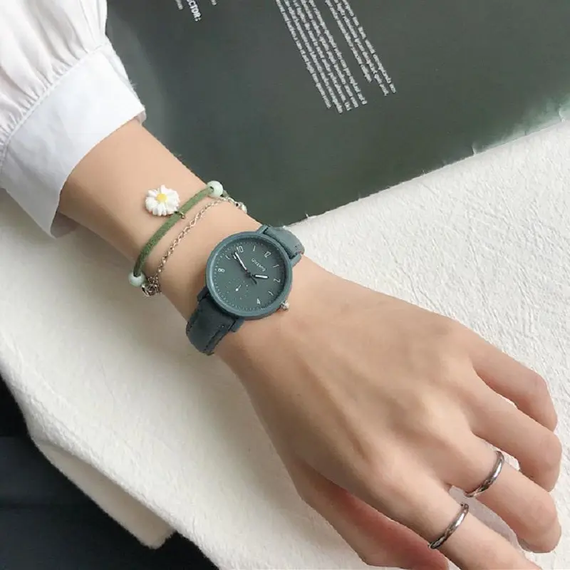 Jam Tangan Fashion Wanita Dewasa Anak Analog Strap PU Elegan  Perempuan  Quartz  Watches 4