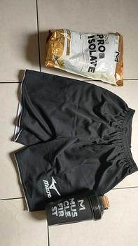 Product Review of M1 Muscle First Gold Pro Isolate 2 lbs (900gr) / Musclefirst Whey Protein 2lbs 2 lb BPOM Halal from r**a 0