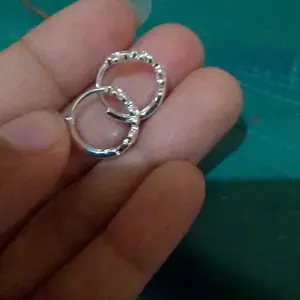 【Clouxe】Anting Kancing Telinga Bunga 3D Perak Cantik Sederhana Temperamen Ekslusif Serbaguna Ajaib F393