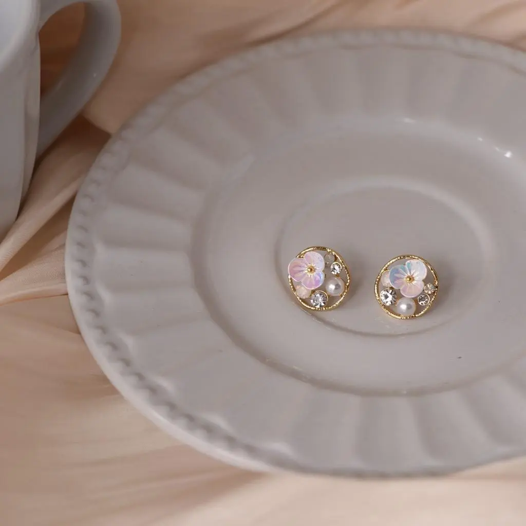 Eyori - Blum Earring 925 Sterling Silver - Anting Stud Bunga Mutiara Lapis 14K