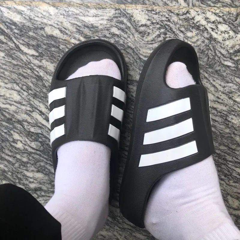 Dép quai ngang adifo nam nữ cao su non đúc nguyên khối,Dép ADI 3 sọc hotrend nam nữ full size 36-43
