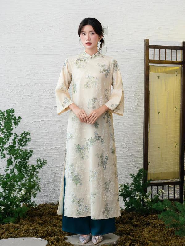  Áo Dài Cách Tân Thủy Mặc May Sẵn Dáng Suông Cổ Cao 4 Tà Tay Loe 2 Lớp Né Cổ ,Tay Nổi Bật Cá Tính_Áo Dài Queen 