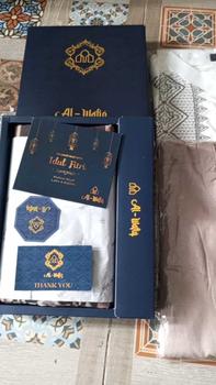 Product Review of Sarung Tenun Al-Wafiq Bahan Katun Motif Batik Songket Pria Dewasa Santri Muslim Kain Hitam from N**a A**a 1