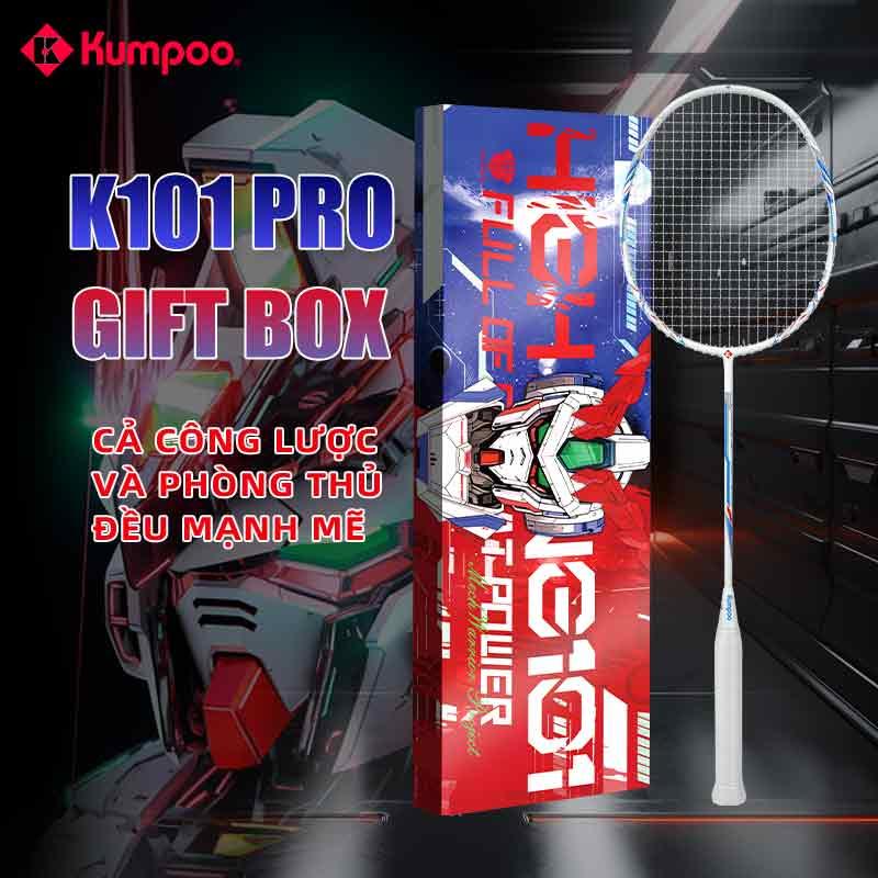  Vợt cầu lông Kumpoo K101 Pro Phiên bản hộp quà Đồng thương hiệu Mecha Sợi carbon đầy đủ Siêu nhẹ Thích hợp cho người mới bắt đầu Huấn luyện tấn công và thi đấu Tặng kèm: 1 túi Mecha 2 tay cầm chạm vào 1 móc chìa khóa Mecha 
