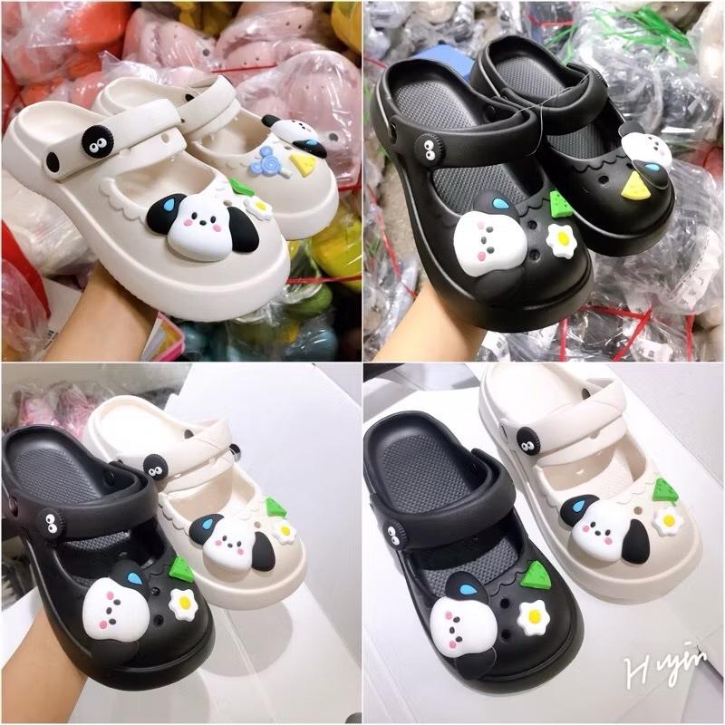  Dép kèm bộ charm dép sục form búp bê đáng yêu có quai hậu làm sandals ￼Dép Cross Nữ Búp Bê Đế Độn 3cm Dép Sục Cute Dáng Đẹp   Tặng Kèm Sticker  