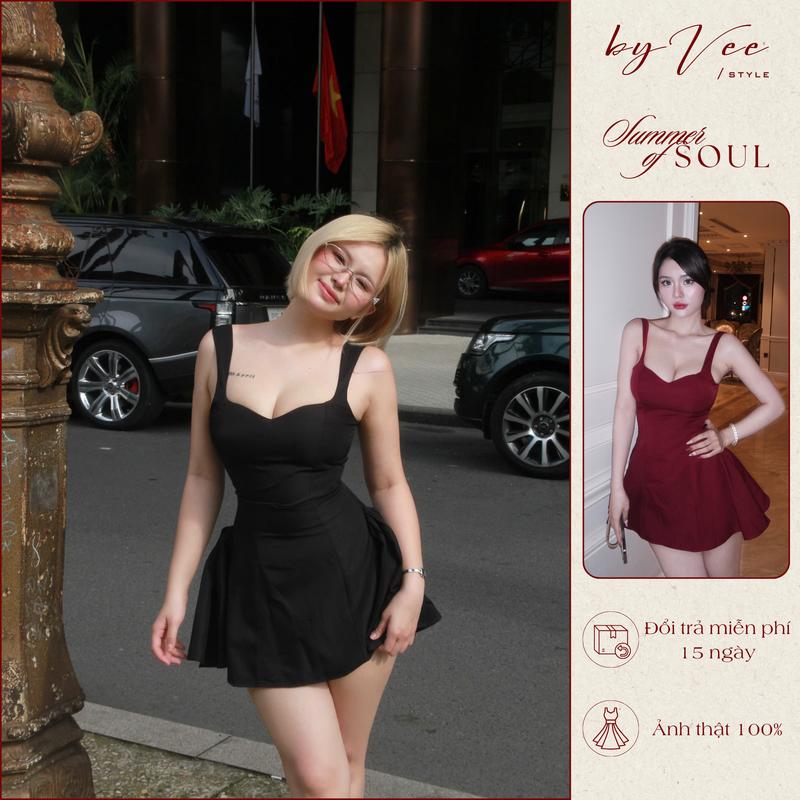 Đầm đen 2 dây xoè nhún sườn Flame Noir Dress thiết kế bởi Byvee Style
