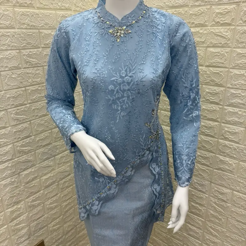 Kebaya ALMA  belah samping bahan tile spenggel 5