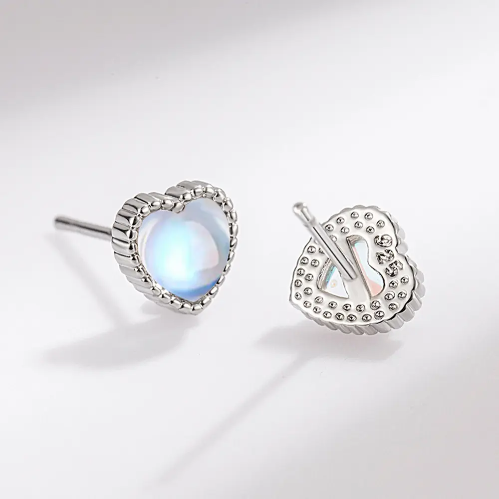 2025 New Love Moonlight Stone Stone Stone Stone Stone Stone Stise Earlier Earrings Light luxury Simple and Advanced Female Gift Gifts