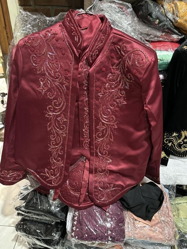 Beskap Pengantin Jawa model Solo /Beskap pengantin Pria Payet