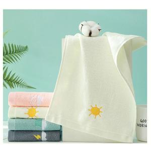 ชุดผ้าขนหนูผ้าฝ้ายนุ่ม 4 ชิ้น ลายสภาพอากาศ เหมาะสำหรับอาบน้ำทุกวัน ผ้าเช็ดตัวไมโครไฟเบอร์แบบใช้ซ้ำได้ สีอ่อนนุ่ม ทนต่อการซีดจาง ลายเรขาคณิต เหมาะสำหรับบ้านและห้องน้ำ
