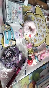 Product Review of Vion Yin Happy Bag Fashion Accessories ( Hair Accessories & Stationery ) from ** C**L ** 3