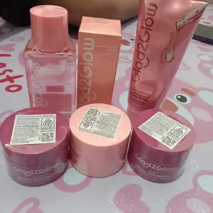 Glad2Glow All In One Glow Face& Bodycare 5in1 Set-Niacinamide Cleanser+Body Serum+Toner+Brightening Moisturizer+Serum-Untuk Mencerahkan Glowing Kulit Wajah Meratakan Warna Kulit Menghilangkan Bekas Jerawat Dark Spot Melembabkan