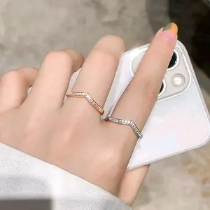 TERLARIS CINCIN WANITA - CINCIN FUJIII TITANIUM AKSEN PERMATA / CINCIN TITANIUM Rings