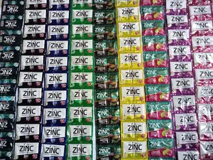 Sampo zinc sachet 1 Renceng isi 24 sachet