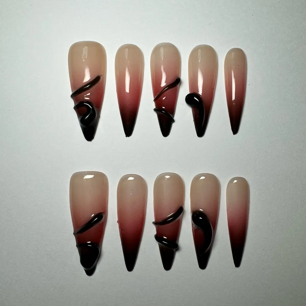 100% Handmade Blood Wine Snake Press-on Nail Set