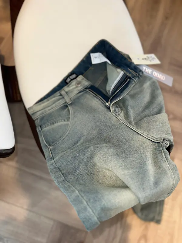 THE QUAO - Quần Jean Nữ Lưng Cao Ống Rộng 27CM Túi Kiểu Màu Xanh Xám phủ Bụi Vàng S3103_627 7