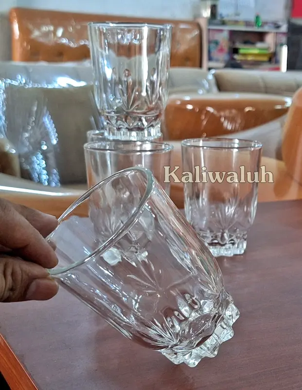 Gelas Minum Polos Kopi Ciu Gelas kaca minum Per 4 pcs 0