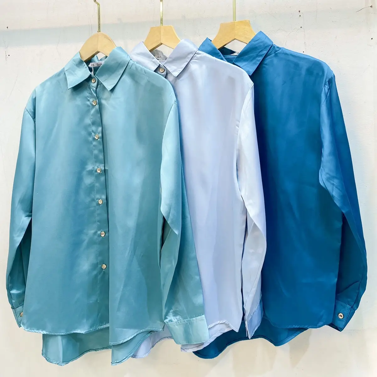 Kemeja long sleeveed silk polos casual panjang
