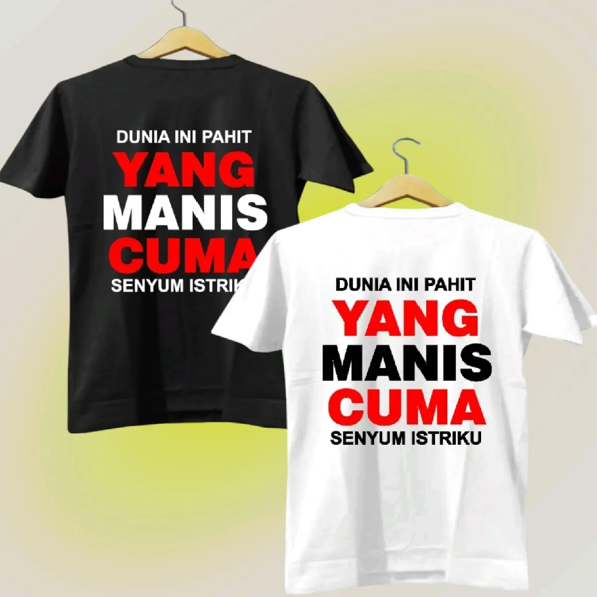 Baju Kaos Distro Pria Wanita Kaos T-shirt Kata Viral / Kaos Dunia Ini Pahit Yang Manis Cuma Senyum Istriku Unisex Semi katun 24s - Oblong Dewasa Tulisan motif xl kaos kata jawa kaos  cowok kaos  kata baju  cowok Keren Atasan cowok cewek