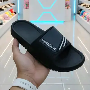 Sandal Slides Premium Pria Desain Abu-abu Putih Nyaman & Tahan Lama Cocok untuk Santai dan Olahraga Model Terbaru