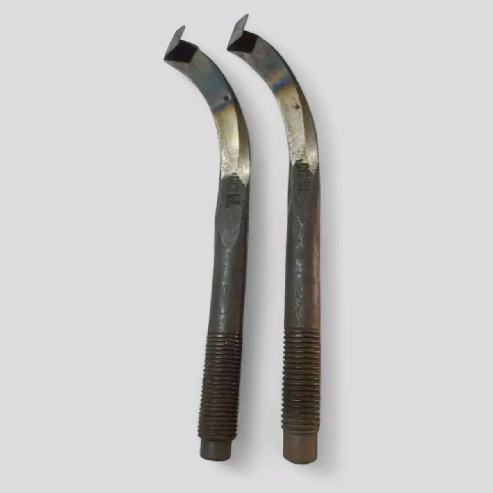 Alat Sadap Karet Besi Baut Dompeng