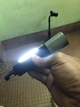 Product Review of Smiling Shark LED Torch Light XPE Super Bright Flashlight with Hook Camping Light USB Rechargeable Zoomable Waterproof from T** S**p N**y ** 1