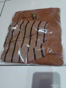 Product Review of QR PROJECT ID - KAOS POLOS OVERSIZE LENGAN PANJANG STRIPE SALUR WITH SLIT from T**e 0