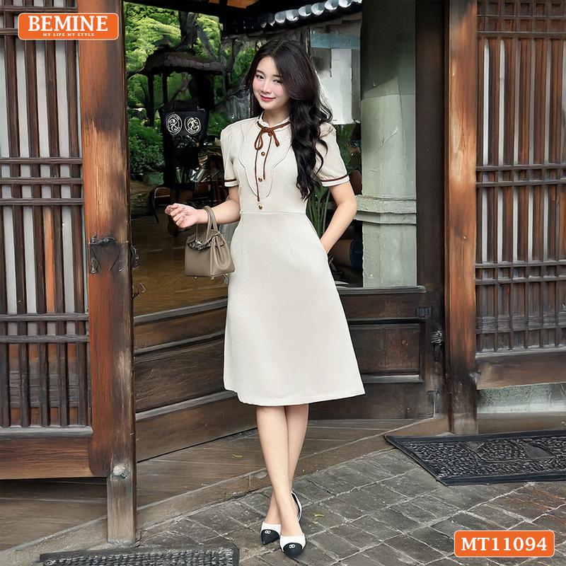 Đầm thiết kế BEMINE cổ tròn có dây nơ phối bèo dáng chữ A phù hợp đi làm-MT11094