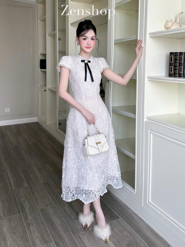 Đầm Dự Tiệc Dáng Dài Ren Trắng Cổ Nơ Thanh Lịch - AMARA DRESS