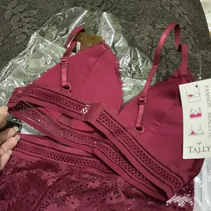 TALLY 1 Pca atau 2 Pcs Bra Set Tanpa Kawat Busa Tipis Bahan Brokat CUP A - B Kait 2 Bra Transparan BH 7338 Sarwendah