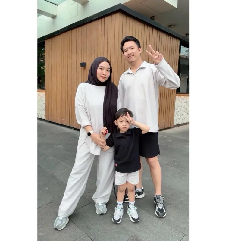 (Hanya Set Wanita) Nan x Gilda Priyadi - Setelan Aurell Batwing Oversize Looks//Setelan Wanita Muslimah 0